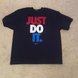 Nike T-Shirt